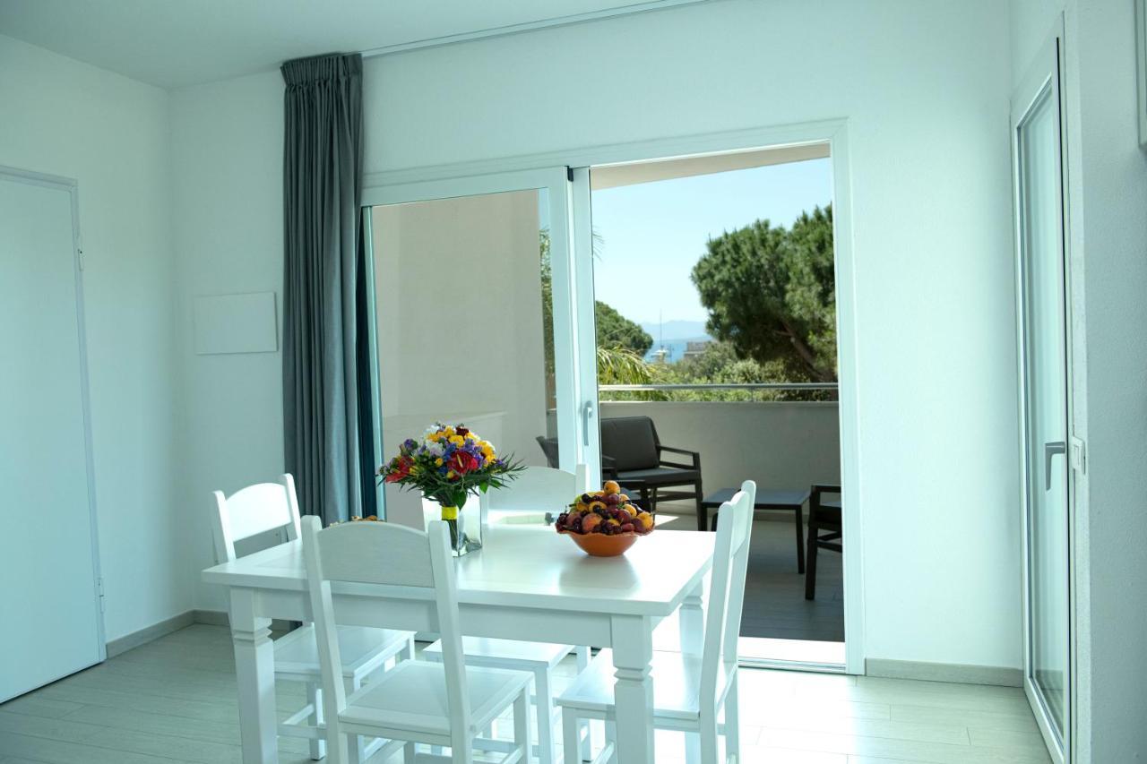 Casa Luigi Villa Golfo Aranci Exteriör bild