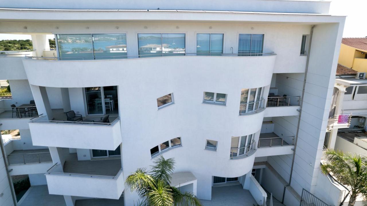 Casa Luigi Villa Golfo Aranci Exteriör bild